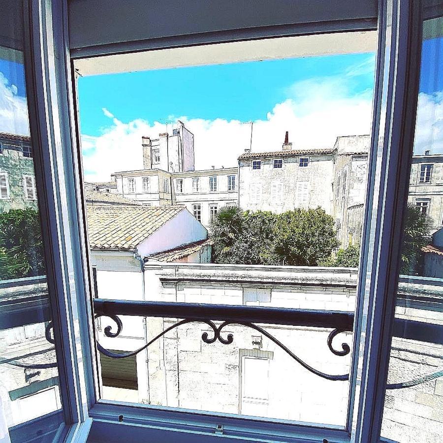 Un Hotel En Ville La Rochelle  Exterior photo